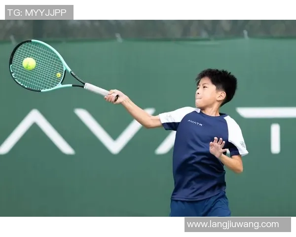 广州网球队奋勇拼搏的奥运之路与成长历程全景回顾 广州网球队奋勇拼搏的奥运之路与成长历程全景回顾